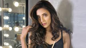 খুনসুটি সবারই কম-বেশি হয়; মিম