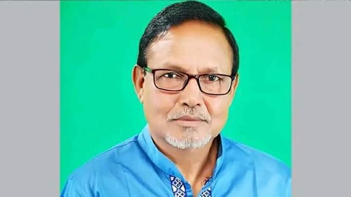 হত্যা করে ঝুলিয়ে দেওয়া হচ্ছে লাশ।