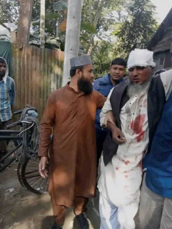 গাইবান্ধায় জামায়াতের মিছিলে বিএনপির হামলা; আহত ৩০ জন