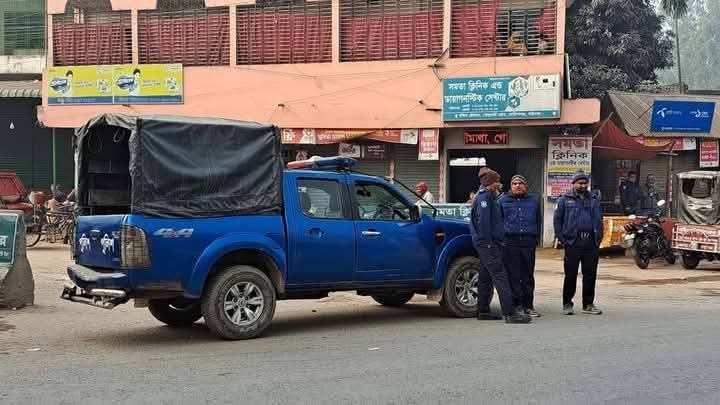 গোবিন্দগঞ্জে সড়ক দুর্ঘটনায় মারা গেলেন মসজিদের ইমাম