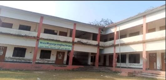 উত্তর শ্রীরামপুর মাধ্যমিক বিদ্যালয়ে ৯ বছর পর চালু হলো ভোকেশনাল কারিগরি শাখা