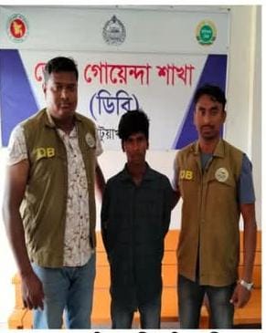 শহিদ কণ্যাকে সঙ্ঘবদ্ধ ধর্ষণ; ডিবি’র জালে পলাতক আসামি আটক