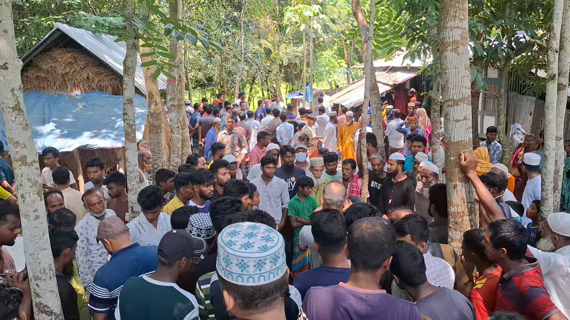 খড়ের গাদায় পাওয়া গেল নিখোঁজ যুবকের মরদেহ, হত্যাকাণ্ড বলছে পুলিশ