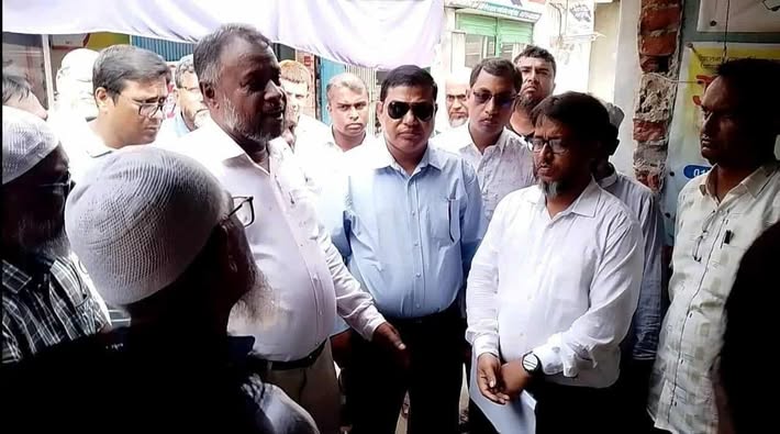 পলাশবাড়ীতে এস এম পাইলট সরকারি উচ্চ বিদ্যালয়ের জমি অবৈধ্য ভাবে দখলের বিরুদ্ধে অভিযোগের তদন্ত অনুষ্ঠিত।