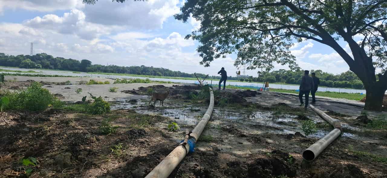 পূবাইলে আইনের তোয়াক্কা না করে অবৈধ বালি ভরাট কৃষি জমি বিনষ্ট