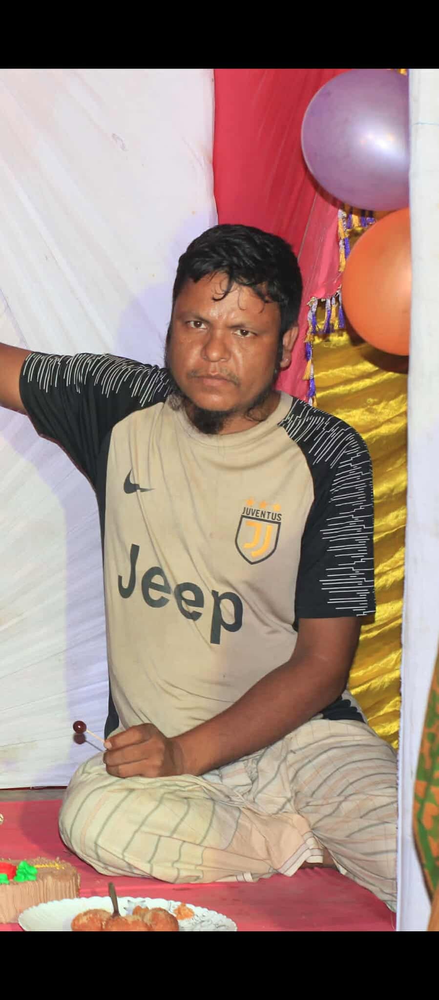 প্রতারক ও পলাতক আসামি সম্পর্কে তথ্য দিন