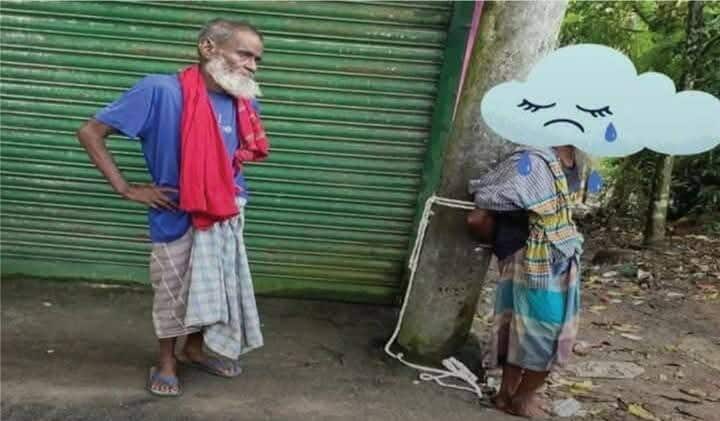 কুমিল্লার চান্দিনা সুদের টাকার জন্য এক বৃদ্ধকে গাছে বেঁধে নির্যাতন।
