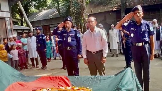 বীর মুক্তিযোদ্ধা আশরাফ উদ্দিনের,রাষ্ট্রীয় মর্যাদায় দাফন সম্পন্ন।