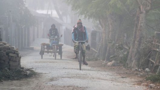 তাপমাত্রা কমবে ১ থেকে ৩ ডিগ্রি, দেখা মিলবে কুয়াশারও