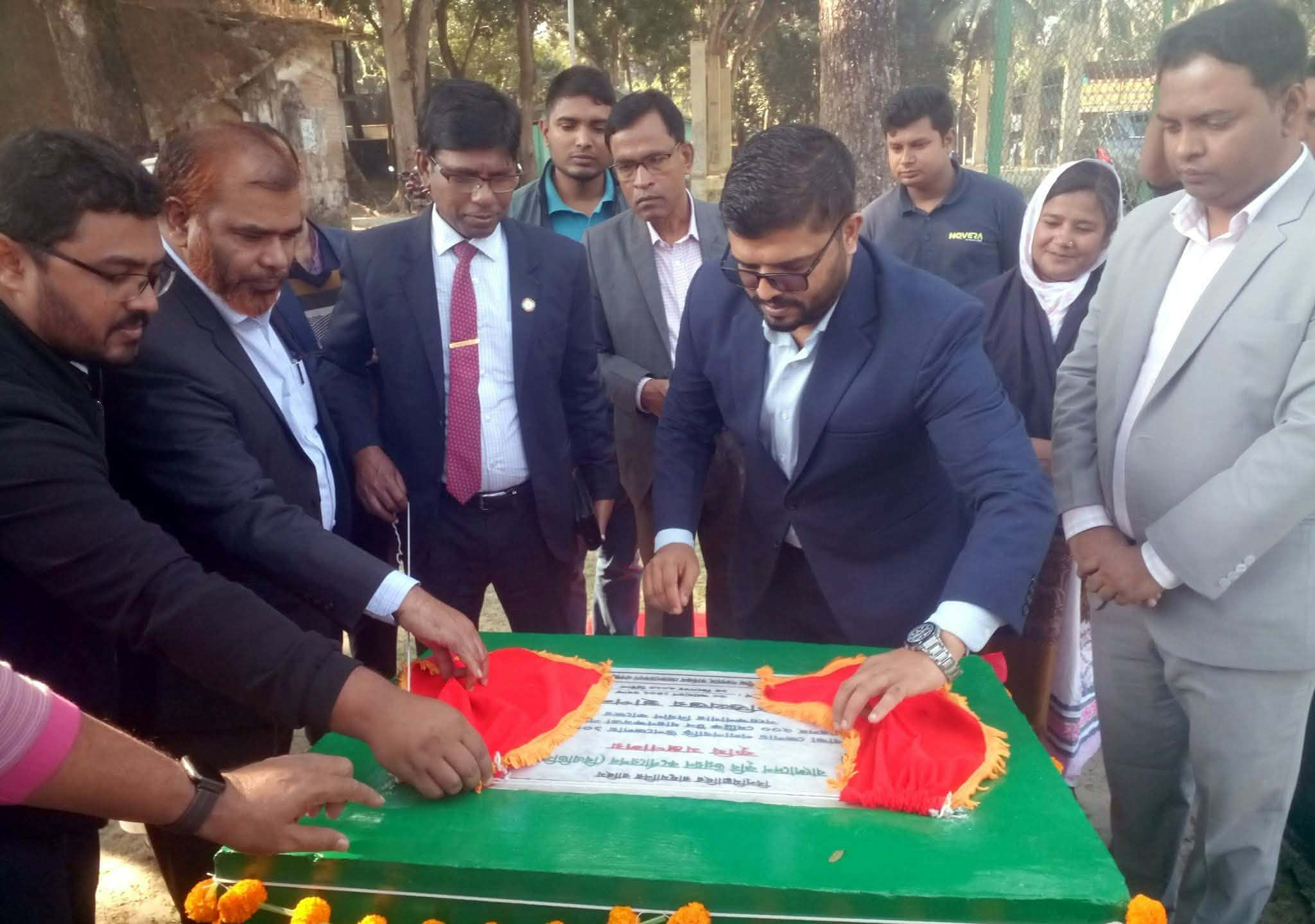 পলাশবাড়ীতে ২০০ মে.টন ধারণ ক্ষমতা সম্পন্ন বীজ সংরক্ষণাগারের ভিত্তিপ্রস্তরবি