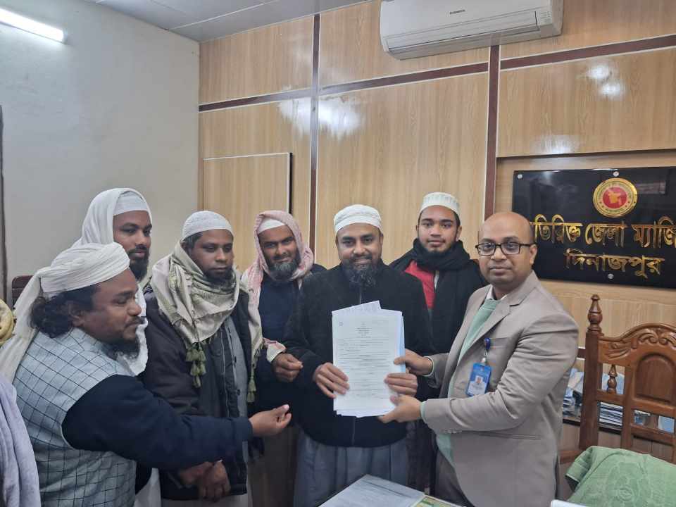 দিনাজপুর -২ আসনের মনোনয়ন সংগ্রহ করেছেন মাওলানা জোবায়ের সাঈদ