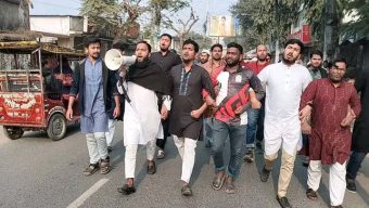 শহীদ ওসমান হাদি হত্যার বিচারের দাবিতে দিনাজপুরে বিক্ষোভ