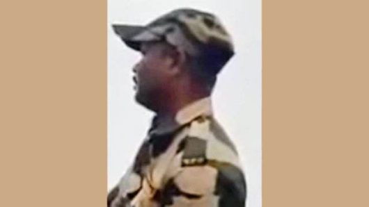 সীমান্তের কুয়াশায় ভুলে এক ‘পা’ পতাকা বৈঠকে ফেরত গেলেন বিএসএফ সদস্য