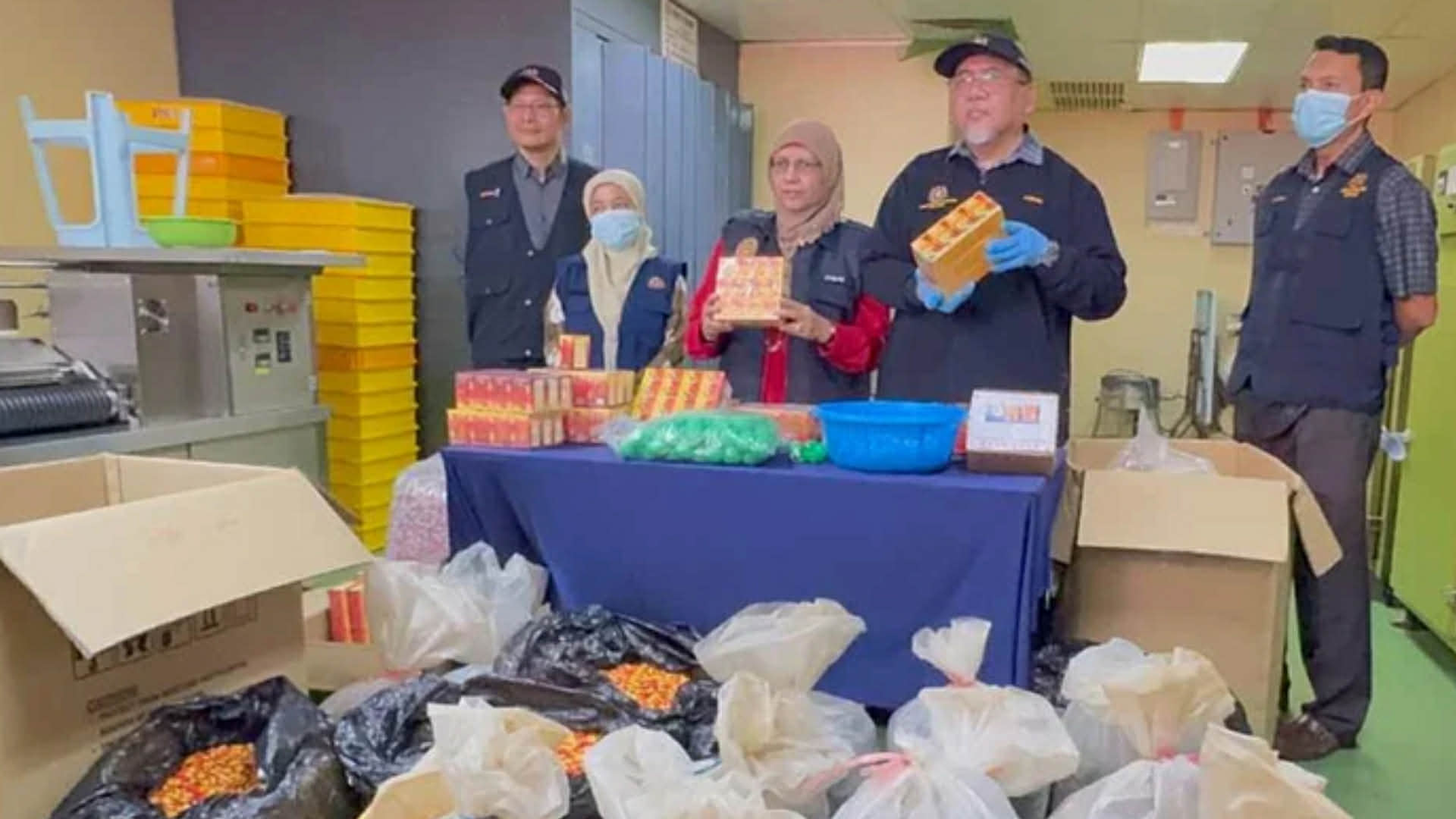 মালয়েশিয়ায় ২৪ মিলিয়ন রিঙ্গিতের অবৈধ ওষুধ জব্দ, দুই বাংলাদেশিসহ গ্রেফতার ৫