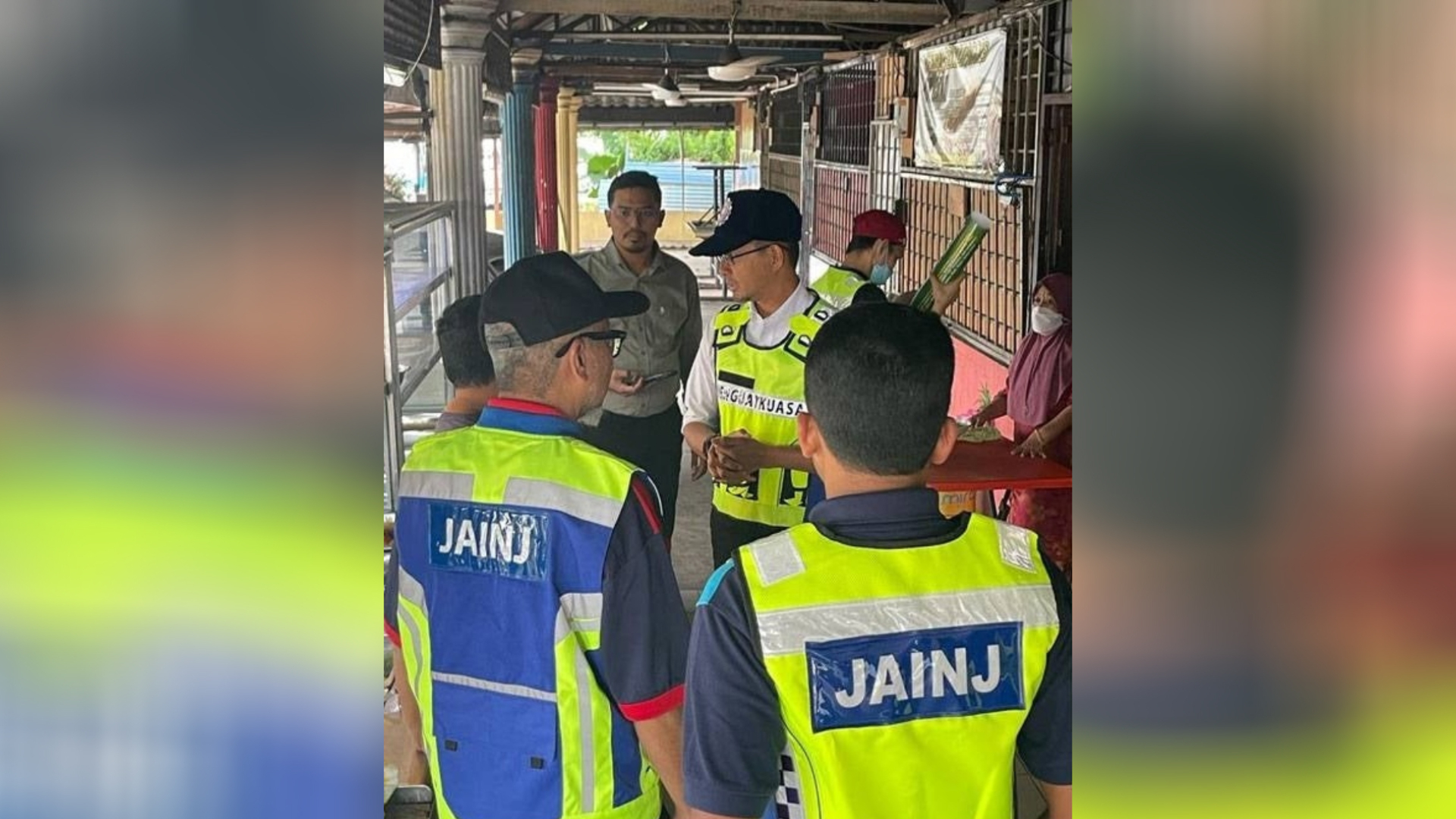 রমজানে জনসম্মুখে পানাহার, মালয়েশিয়ায় দুই বাংলাদেশিসহ আটক ৬।