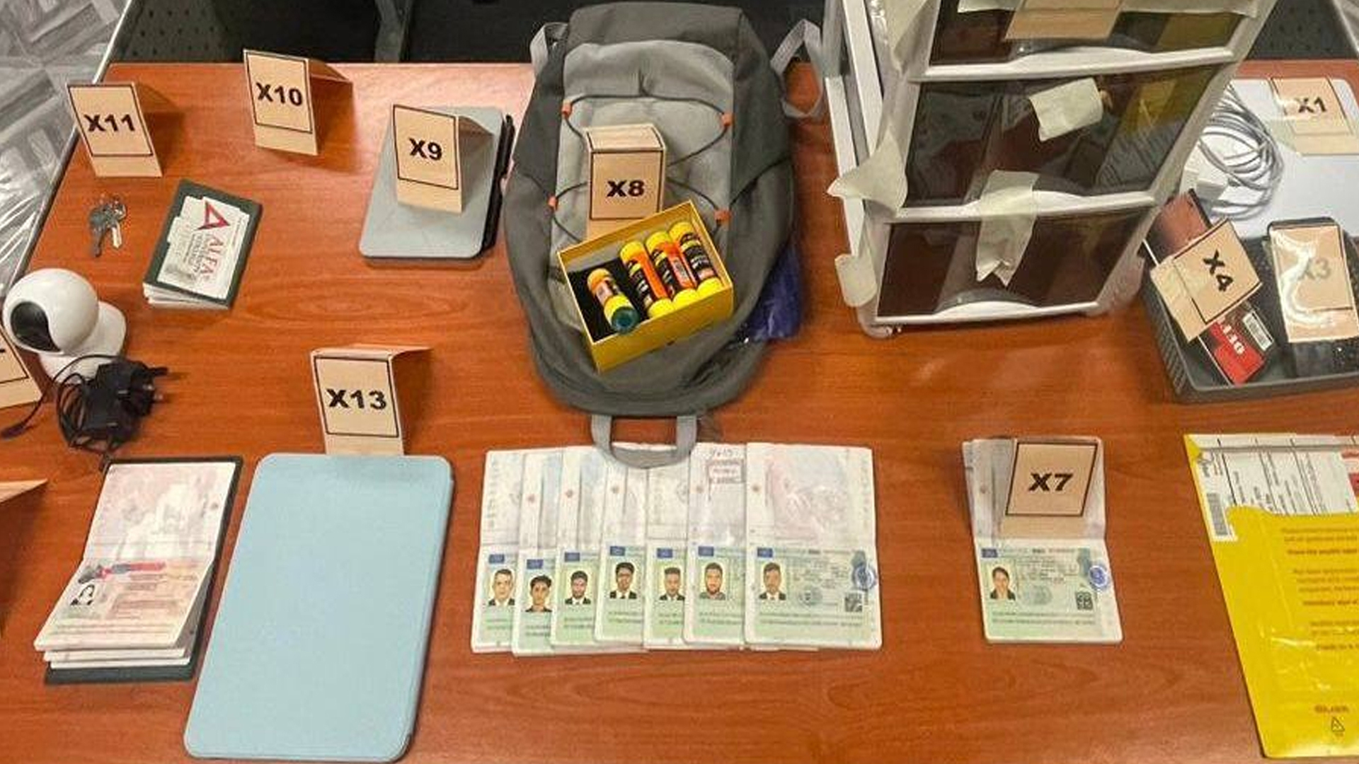 মালয়েশিয়া জাল ভিসা তৈরির অভিযোগে বাংলাদেশি দম্পতির জেল-জরিমানা