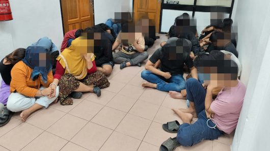 অভিবাসন আইন লঙ্ঘন মালয়েশিয়ায় ৪ বাংলাদেশিসহ ২৬ অভিবাসীর কারাদণ্ড