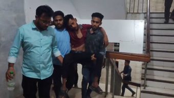 লক্ষ্মীপুরে পাম্পে হামলার শিকার সময় টিভির চিত্র সাংবাদিক