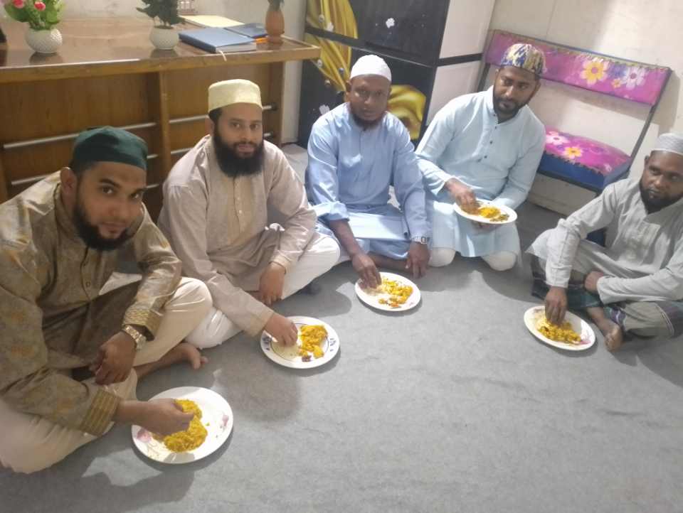 ভালুকা উপজেলা শাখার পেশাজীবি বিভাগে ইফতার মাহফিল ও আলোচনা সভা অনুষ্ঠিত হয়।