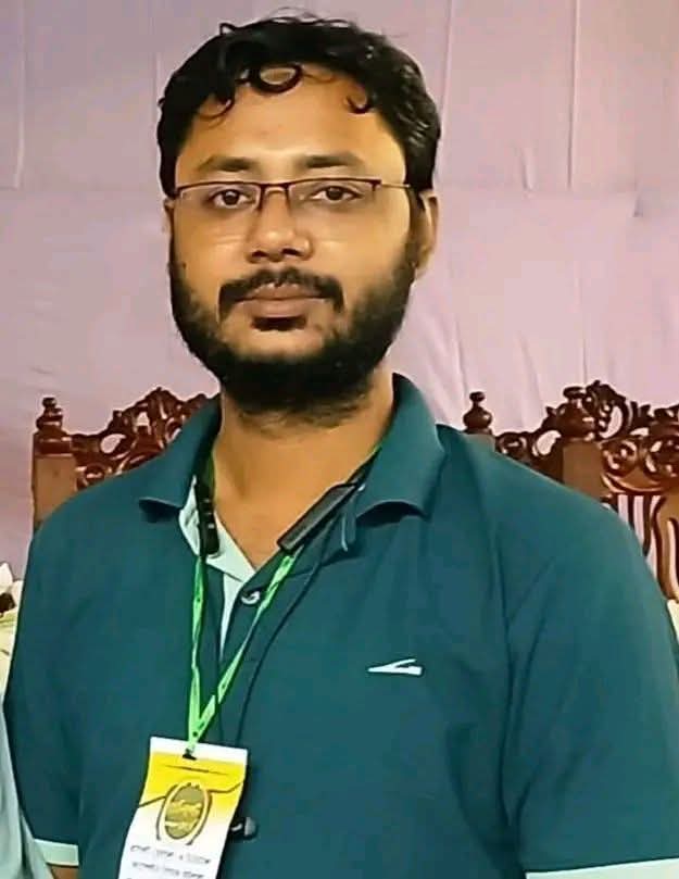 পলাশবাড়ীতে জামায়াত নেতা মিজান আটক, জিজ্ঞাসাবাদের জন্য ডিবিতে প্রেরণ।