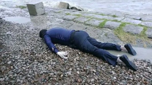 মেঘনায় দুর্ঘটনা: নিখোঁজের দুই দিন পর ভেসে উঠল পুলিশ সদস্য ফখরুলের মরদেহ, শোকের ছায়া পরিবারে