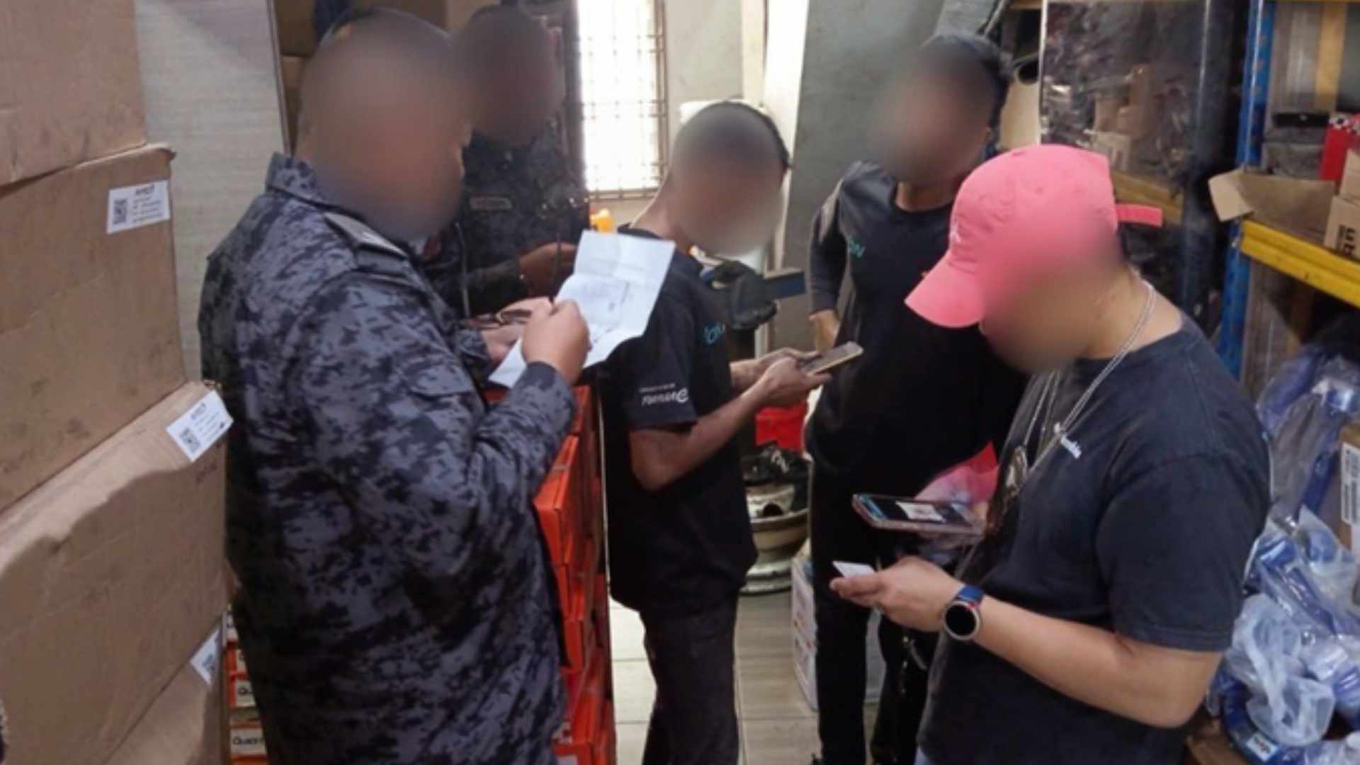 মালয়েশিয়ায় ইমিগ্রেশনের অভিযানে বাংলাদেশিসহ ২৪ অবৈধ অভিবাসী আটক